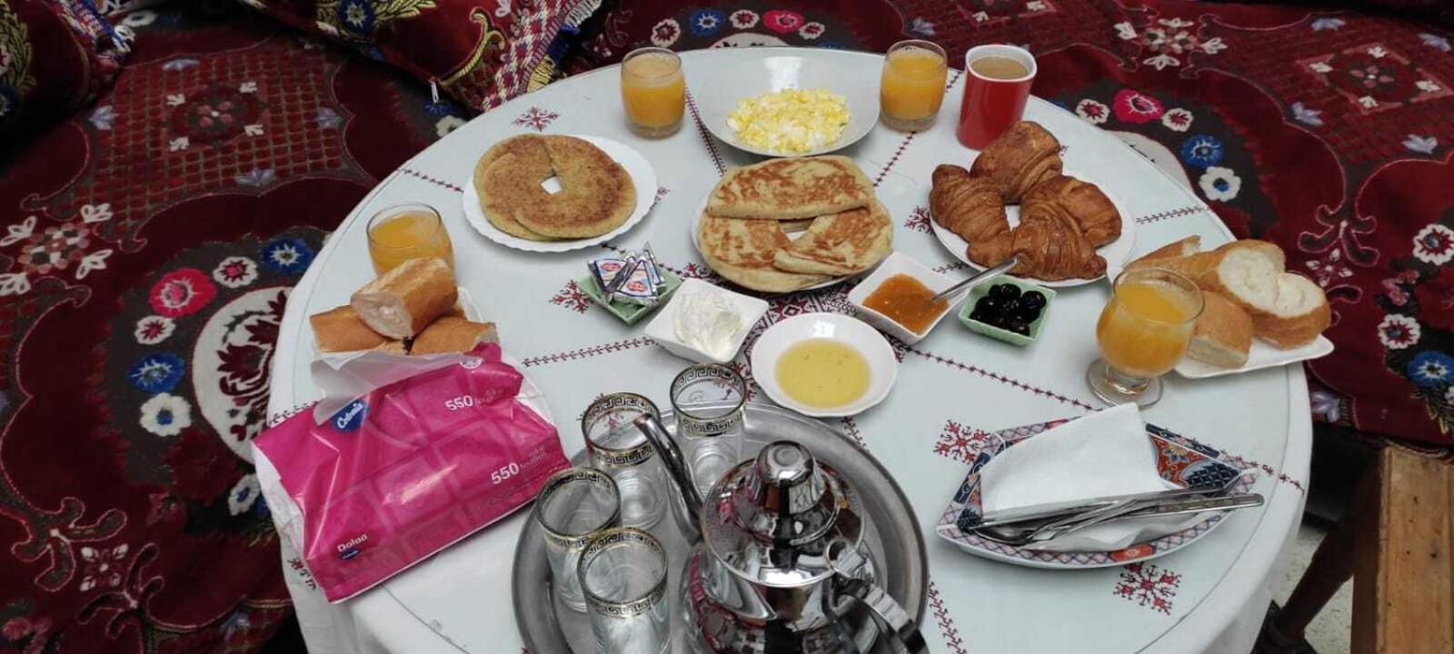 Dar Ahl Tadla Hotell Fès Eksteriør bilde