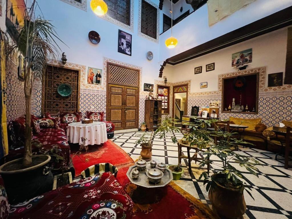 Dar Ahl Tadla Hotell Fès Eksteriør bilde