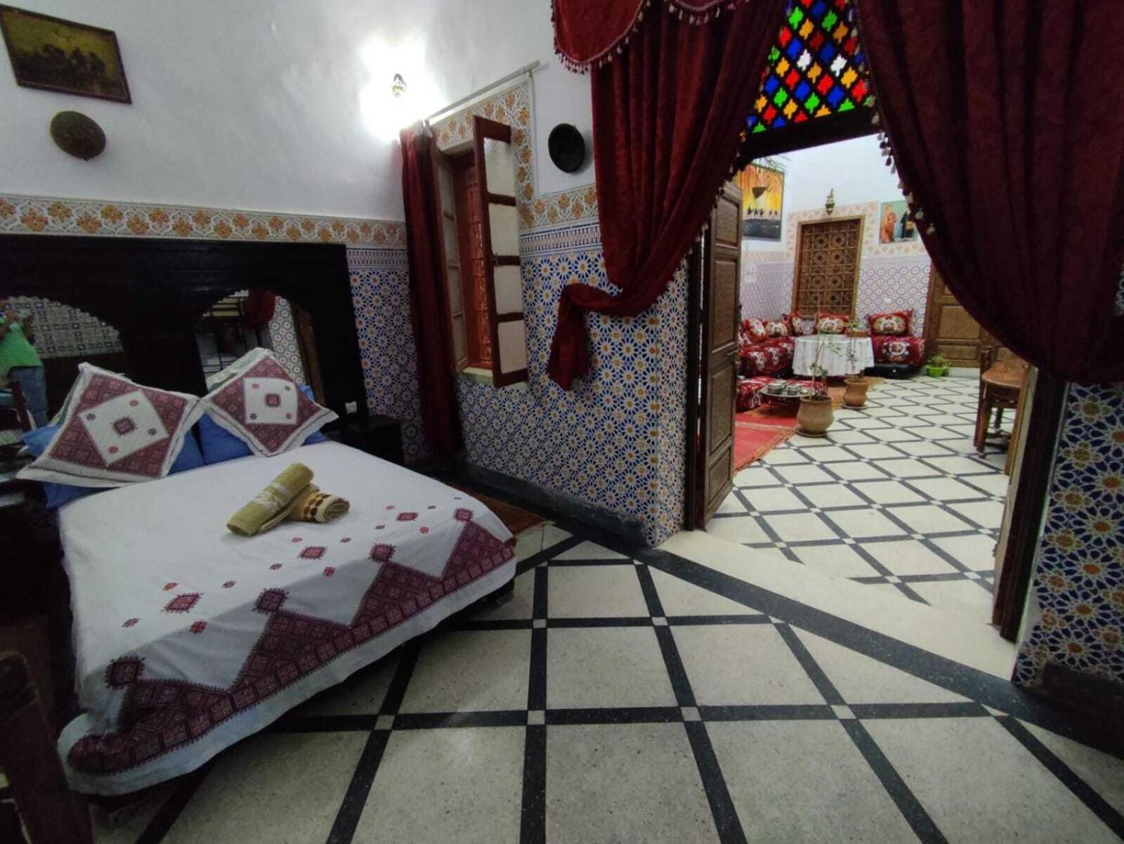 Dar Ahl Tadla Hotell Fès Eksteriør bilde